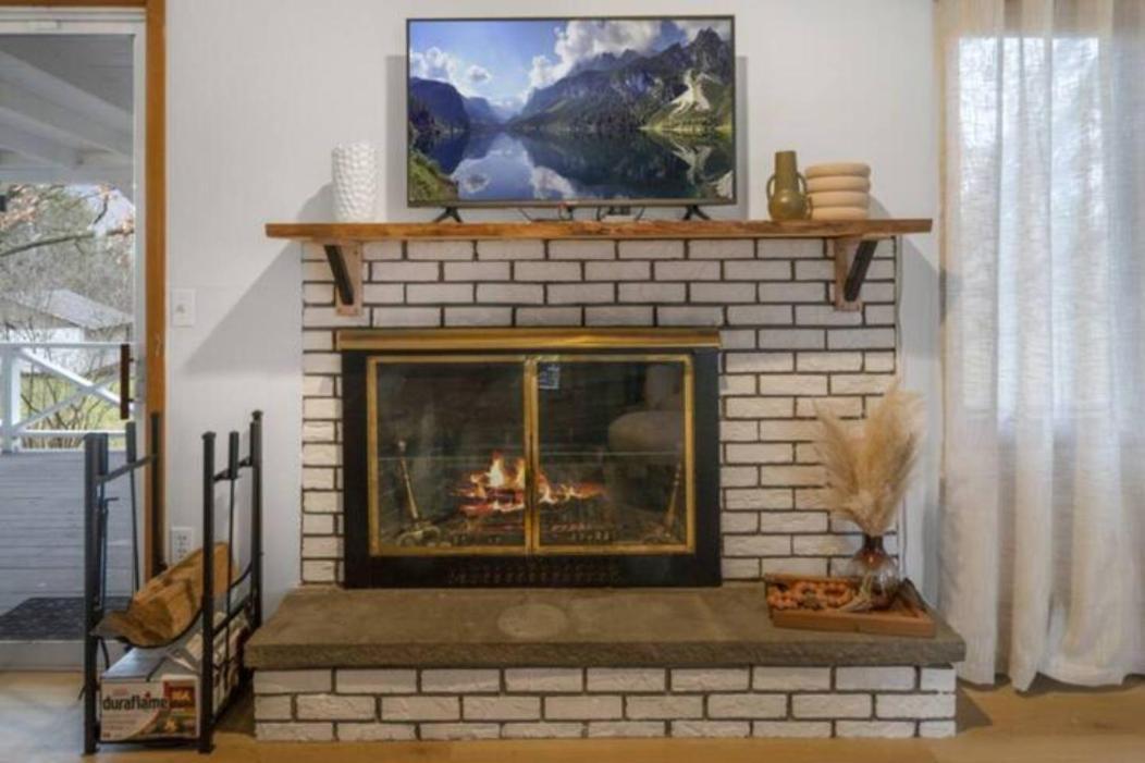 Cayuga Bungalow On Lake—Sleeps 13—Outdoor Firepit Lansing Екстер'єр фото